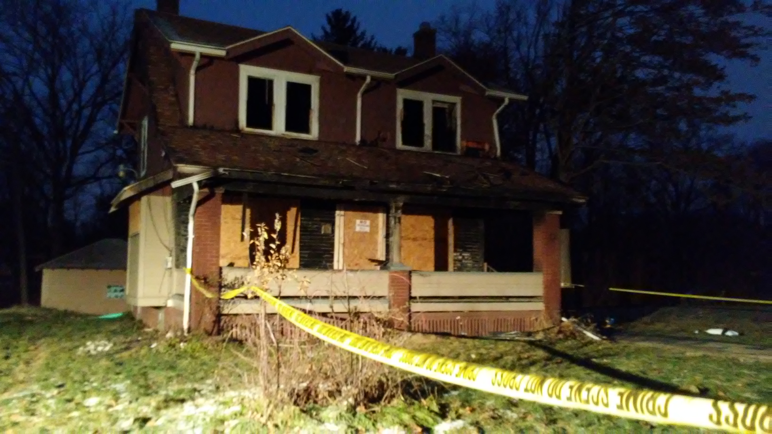 Neighbor: Mom screamed for help amid fire that killed 5 kids Neighbor: Mom screamed for help amid fire that killed 5 kids