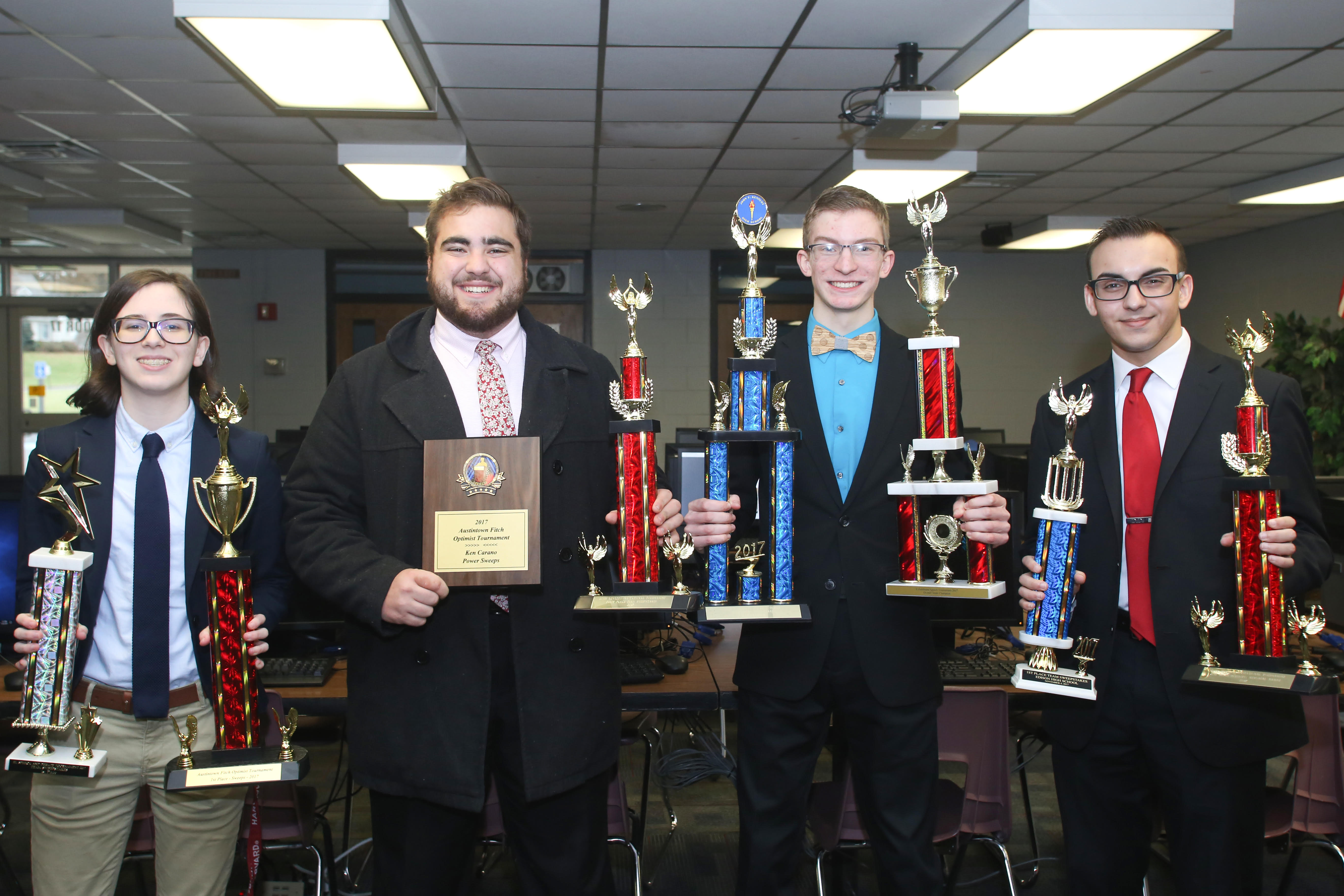 Canfield's Speech and Debate Team performs well at nationals 