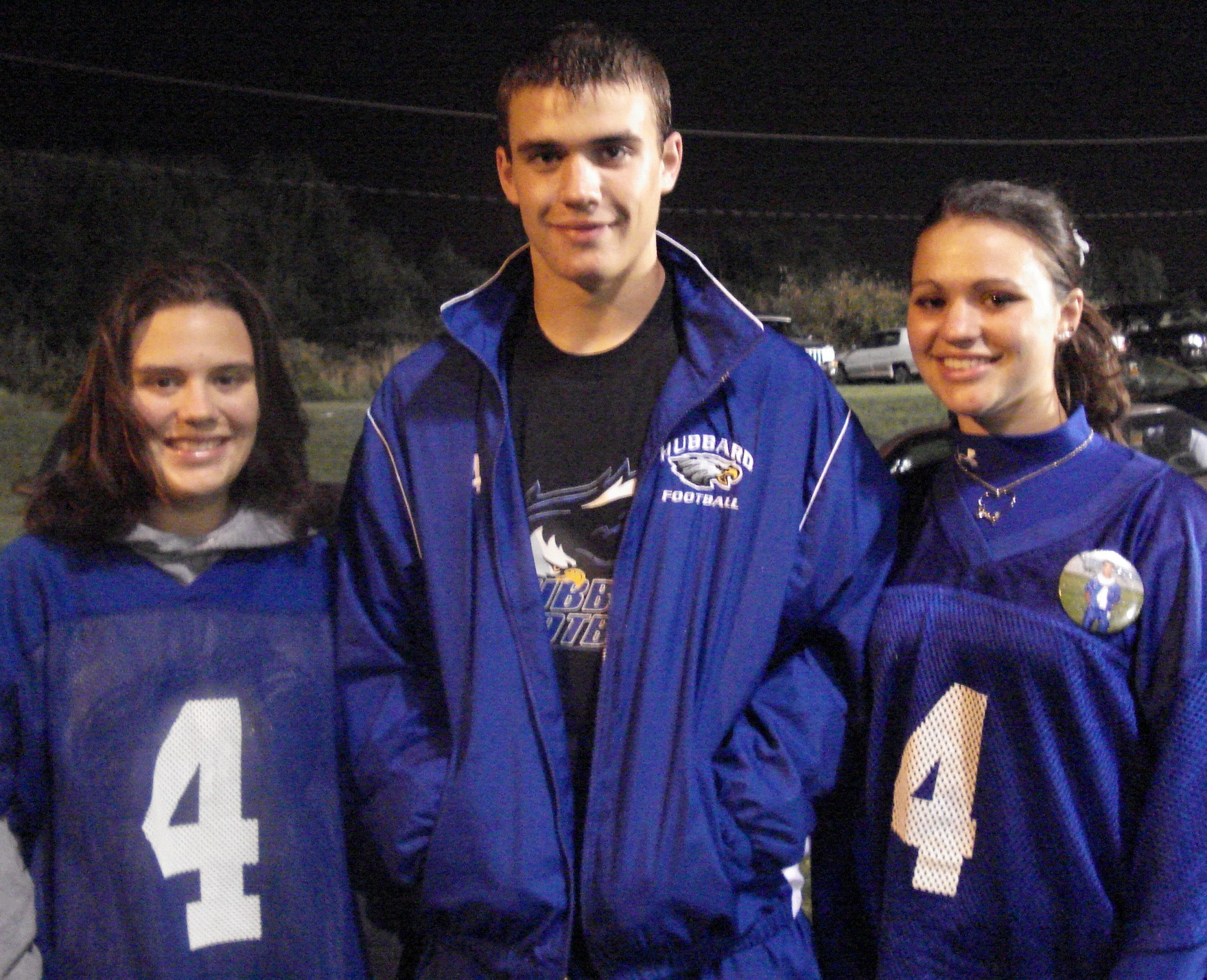 #4 with his sisters, his fan base
