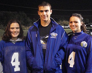 #4 with his sisters, his fan base