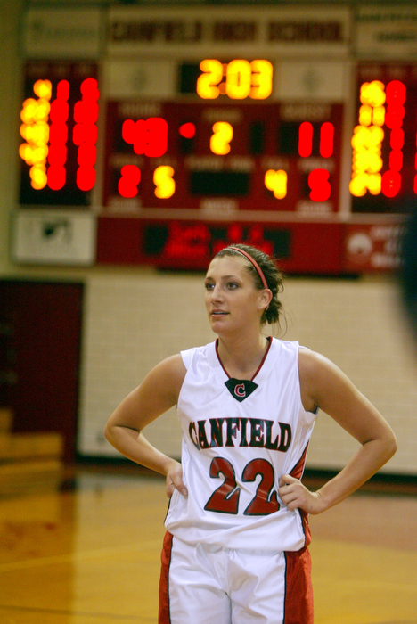Canfield's Bryanne Halfhill scores 1,000th point.