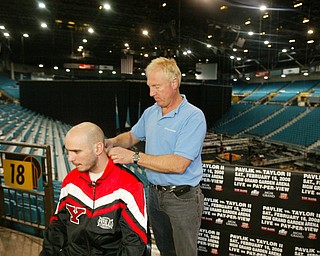 Kelly Pavlik in Las Vegas Feb.14