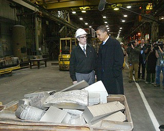 Sen. Barack Obama visits RTI in Niles.