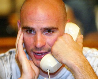 Kelly Pavlik - Gary Locket press conference, Atlantic City June 5, 2008.