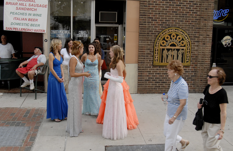 Contestants at the Italian Queen pageant at the Downtown Italian Festival in Youngstown on Friday, August 1, 2008. Daniel C. Britt.