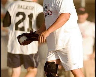 08.09.2008
Team Pavlik vs. Team Media charity softball game at Cene Field in Struthers to benefit the United Way.