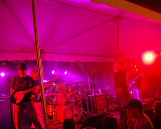 Via Sahara's next-to-last show, VexFest 5