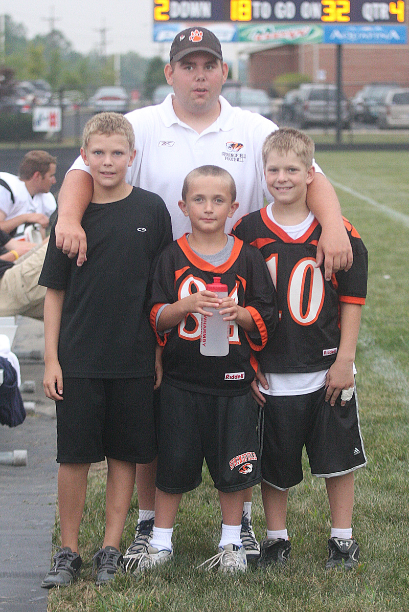 SPRINGFIELD vs LOWELLVILLE - Special to The Vindicator/Nick Mays