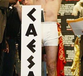 Pavlik Hopkins weigh in Atlantic City.
