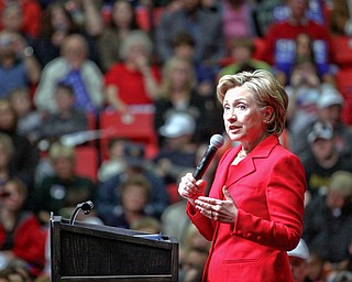 Hilary Clinton came out to show her support for Barack Obama at the YSU Beeghly Hall rally on Friday.