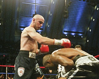 Pavlik vs Hopkins. Saturday October 18, 2008 in Atlantic City. Photo by William D. Lewis.