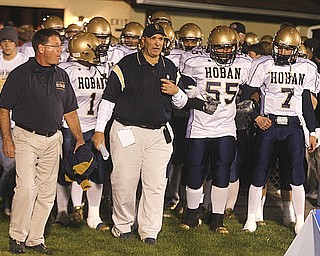 Akron Hoban vs Howland. Photo by Nick Mays. 