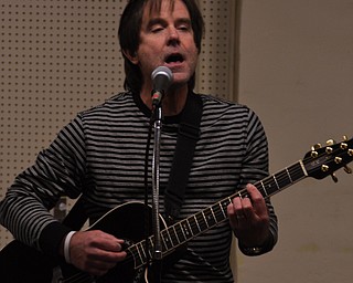 Davis & McKay play as part of First Night Youngstown 2009