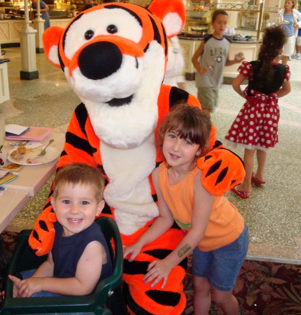 ANDREW AND MADDIE MORAN AT DISNEY WORLD.  SENT BY GRANDPA JIM HICKOK OF CANFIELD                               
