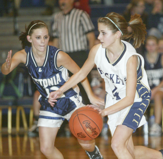 Leetonia vs Lowellville