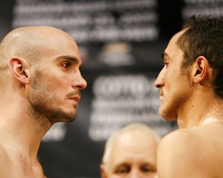 Pavlik Rubio Weigh In at the Chevy Centre.