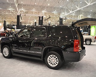 GMC Yukon Hybrid at the 2009 Cleveland Auto Show