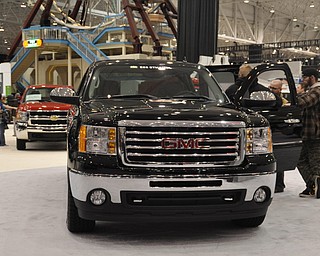 Flex fuel GMC hybrid truck at the 2009 Cleveland Auto Show