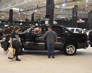 GMC Avalanche at the 2009 Cleveland Auto Show