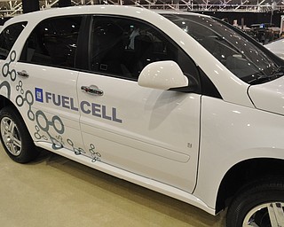 Fuel cell Equionox at the 2009 Cleveland Auto Show
