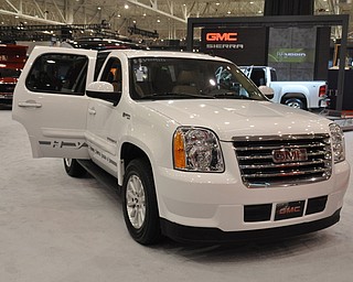 GMC Yukon Hybrid at the 2009 Cleveland Auto Show