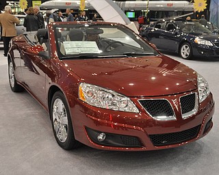 Pontiac G6 convertible at the 2009 Cleveland Auto Show