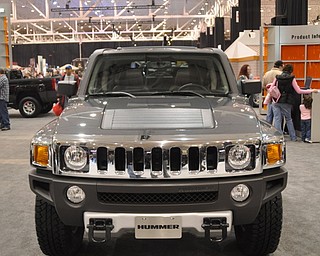 Hummer H3 truck at the 2009 Cleveland Auto Show