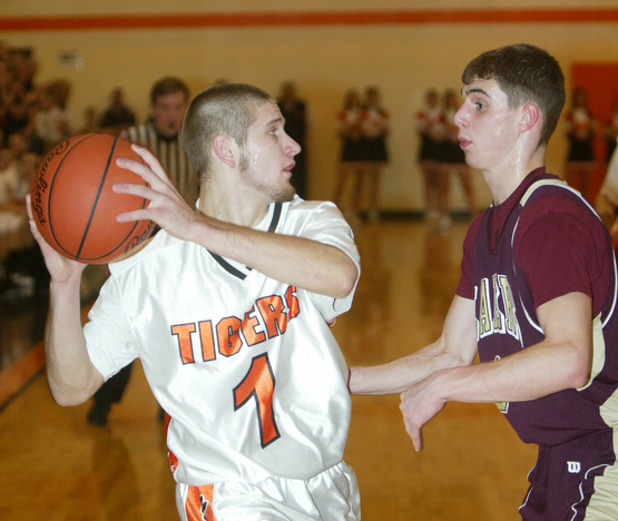Newton Falls vs Pymatuning Valley