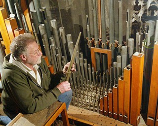 Restoration of Stambaugh Auditorium Skinner pipe organ.