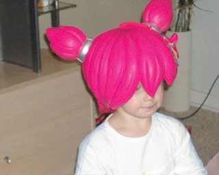 MADALYN SMITH’S grandma, Patty Hoover, sent this “Think Pink” photo.