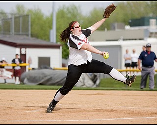 5.14.2009
Canfield's Carlee Hart (15) throws a pitch during the bottom of the third inning at Boardman's Field of Dreams on Thursday evening.
Geoffrey Hauschild
