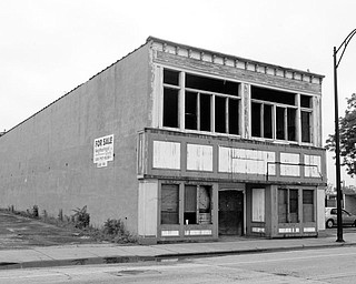 Downtown Bar on Commerce and Symphony Drive