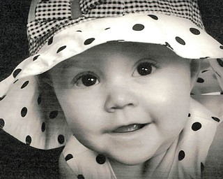 ALEXANDRA RUTH SKOPIC is the daughter of Mr. and Mrs. John Skopic of Youngstown.
