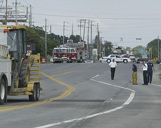 BOARDMAN — Emergency crews shut down about 1,000 feet of U.S. Route 224, west of South Avenue this afternoon after a construction crew punctured a gas line.