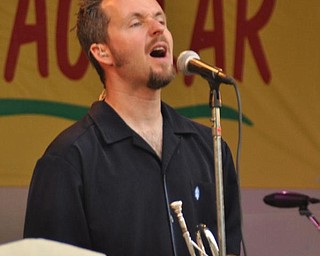 Glen "The Kid" Marhevka of Big Bad Voodoo Daddy
