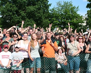 The crowd at the David Grohl Alley dedication ceremony in Warren