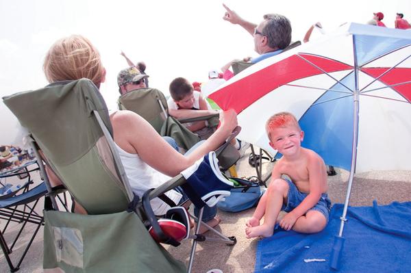 8.9.2009Vienna Air Base during the Thunder Over the Valley Air Show on Sunday afternoon.Geoffrey Hauschild