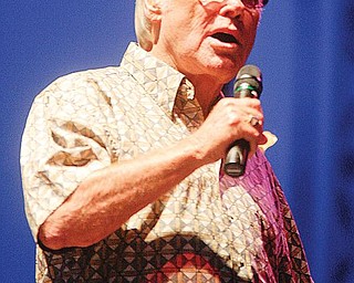 A CROWD PLEASER: George Jones, who performed at the Canfield Fair’s Grandstand, received a warm reception from the capacity crowd during his Sunday concert.