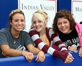 Sarah Swoboda, Emily Lewis, and Katie Baytos travelled the many miles
to Tuslaw for the South Range opening WIN!!