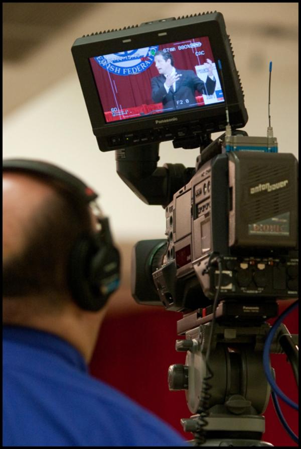 The Vindicato/Geoffrey HauschildA videographer deliver a live feed of the discussion on the current health care bill with Congressman Tim Ryan at the  Jewish Community Center in Youngstown on Monday evening. 9.14.2009