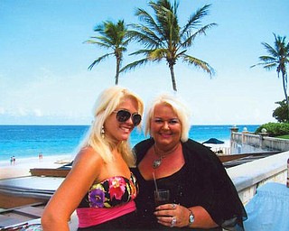 A number of local residents traveled to the home of Karen Chianello Fasulo in Bermuda in July for the marriage of her daughter, Sommer Fasulo, and Spencer Conway. Sommer is the granddaughter of Doris Chianello of Campbell and the late Sam Chianello. Among the relatives making the trip were Corrie Romesburg of Warren and Shirley Hodnicky of Coitsville.