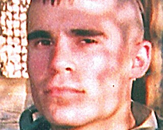 Jakubek, Scott
1192 Eng. Co.
101st Eng. Battalion
APO AE 09344
Stationed in Baghdad.
Lives in Berlin Center.