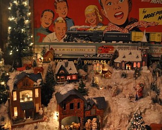 The Arms Family Museum of Local History's reception room. This train display includes a 1946-47 Lionel 675 steam engine.