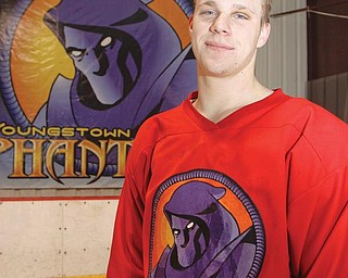 The Vindicator/Lisa-Ann Ishihara--- Richard Young (88) of the Youngstown Phantoms
