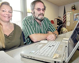 HELPING VETERANS: AmeriCorps VISTA (Volunteers in Service to America) volunteers Annette Romeo of Canfield and Kenneth Thomas of East Palestine are working with HandsOn Volunteer Network of the Valley on a statewide pilot project to address the problems of military veterans.