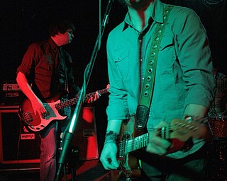 Robbie Jay McDonald, right, and Ryan Rexroad, of the Robbie Jay Band, peform at Cedars on Saturday, Feb. 27, 2009.