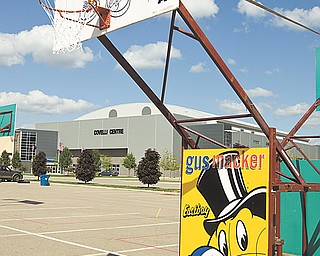 The Gus Macker3-on-3 basketball tournament has a unique setup, with back-to-back baskets allowing for many games to be played simultaneously.