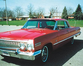 This 1963 Chevrolet Super Sport 409-425 hp has a 4-speed 4.11 positraction with 35,000 original miles on it. The owner is Ivan Godoy of Campbell.