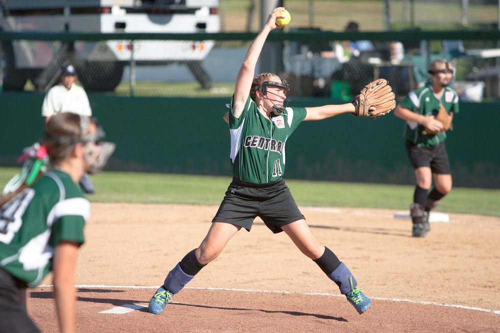 Special to the Vindicator: Chris Ryan
Ally Deemer pitched consistent strikes during the 2010 World Series of Little League Softball in Portland, Ore., August 16th, 2010. The team from Poland, Ohio beat the team from Canada, 7-1, and will advance to Semi-Final play.