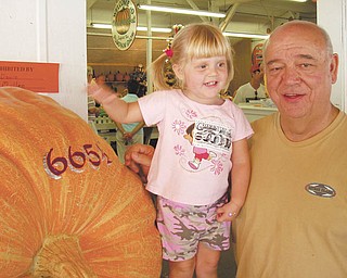 Lindsey, of Detroit, Mich., hangs out with her friend Fred of Struthers. Photo submitted by Danielle Springer of Detroit, Mich.